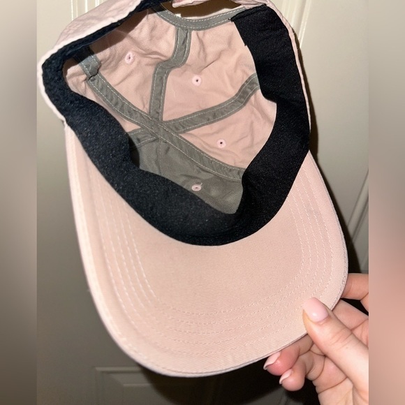 Carhartt women’s pink baseball hat os fall 2022 casual athleisure outdoors - Picture 10 of 10